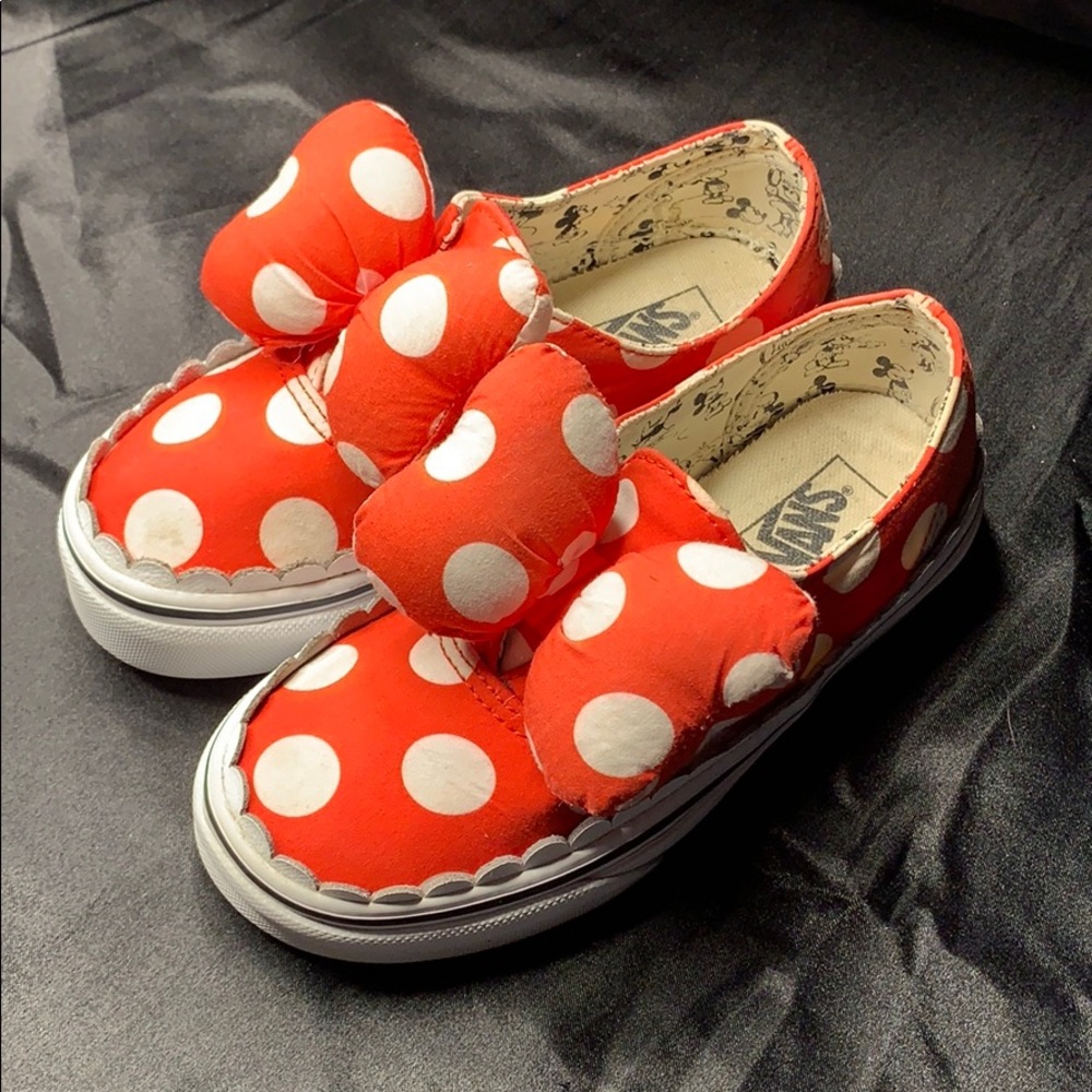 Slip on Minnie Mouse vans
